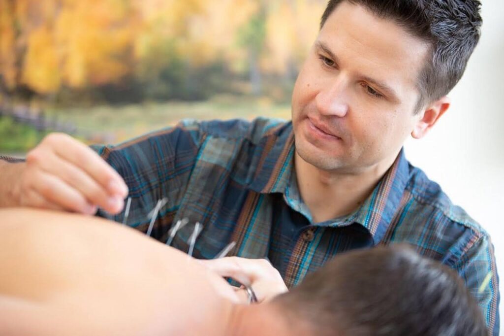 Acupuncturist in Alameda using acupuncture to alleviate anxiety and depression